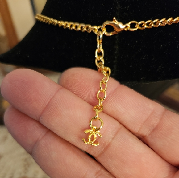 FASHION JEWELRY CC NECKLACE. ((THIS PRODUCT IS NOT AFFILIATED WITH LOUIS-VUITTON - Picture 7 of 7